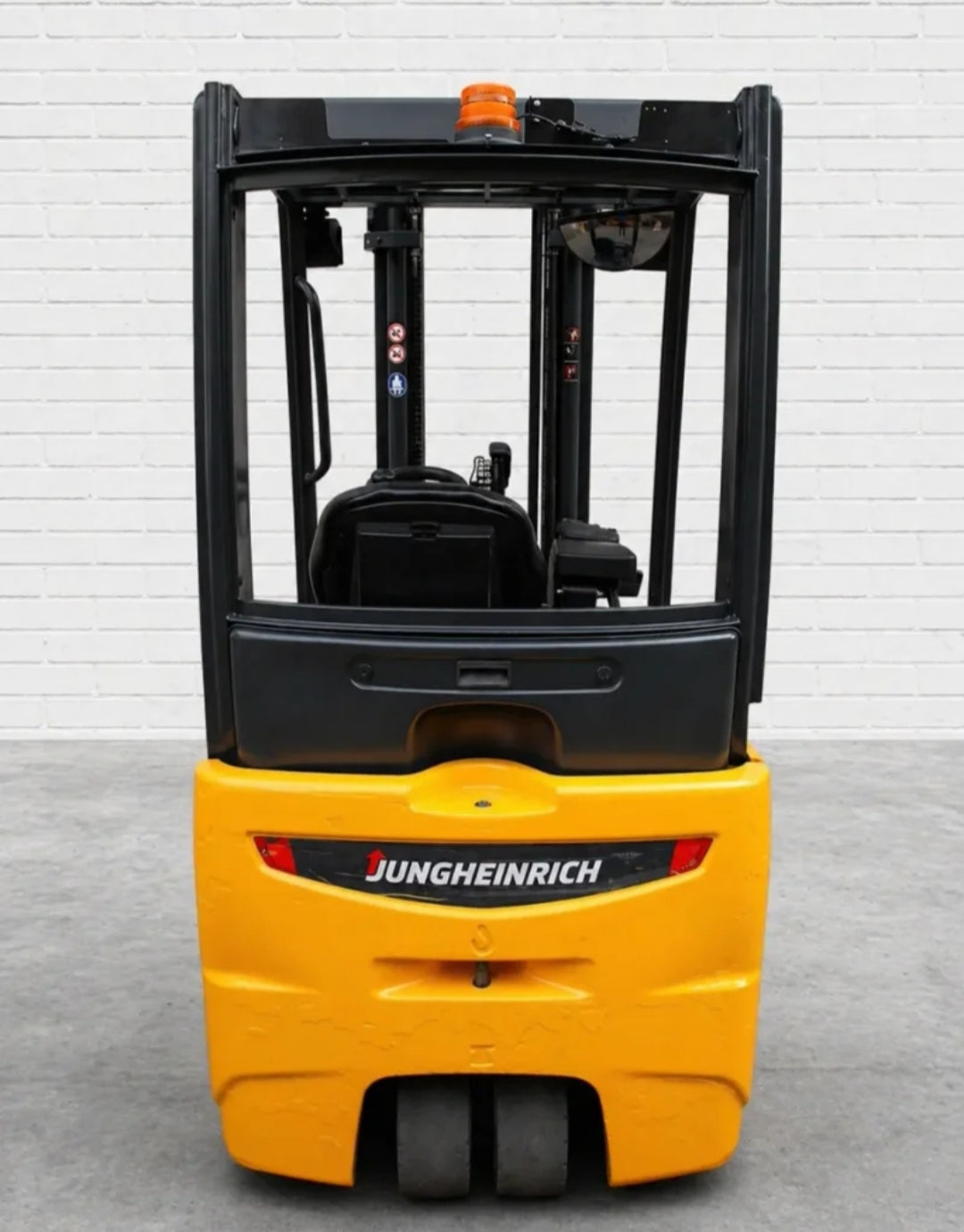 CARRETILLA ELEVADO ELECTRICA JUNGHEINRICH